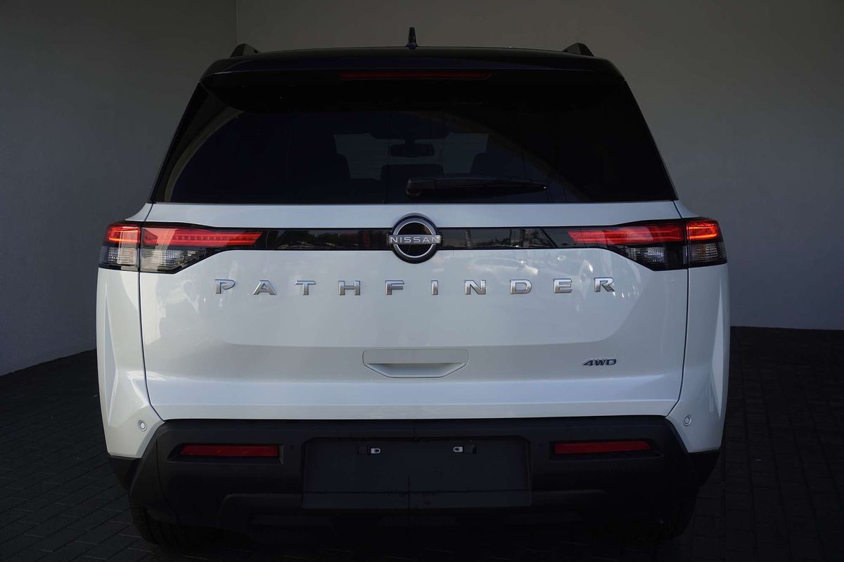 2024 Nissan Pathfinder Ti R53