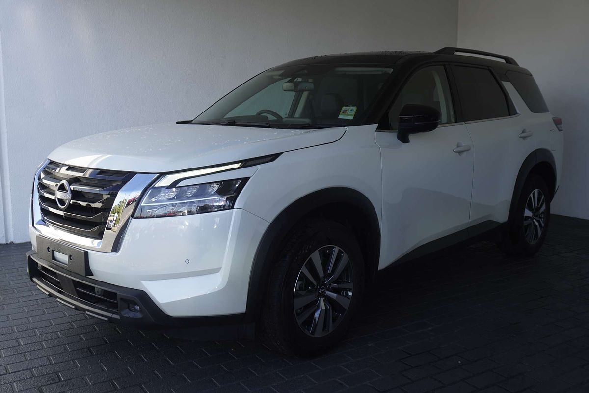 2024 Nissan Pathfinder Ti R53