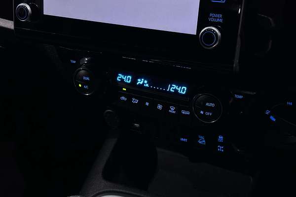 2022 Toyota Hilux SR5 GUN126R 4X4
