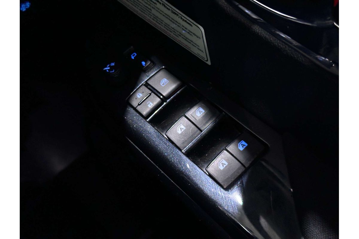 2022 Toyota Hilux SR5 GUN126R 4X4
