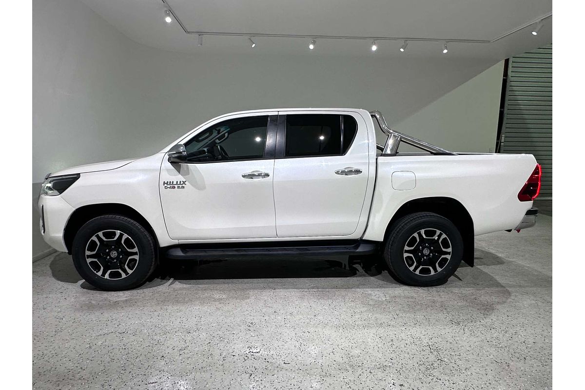 2022 Toyota Hilux SR5 GUN126R 4X4
