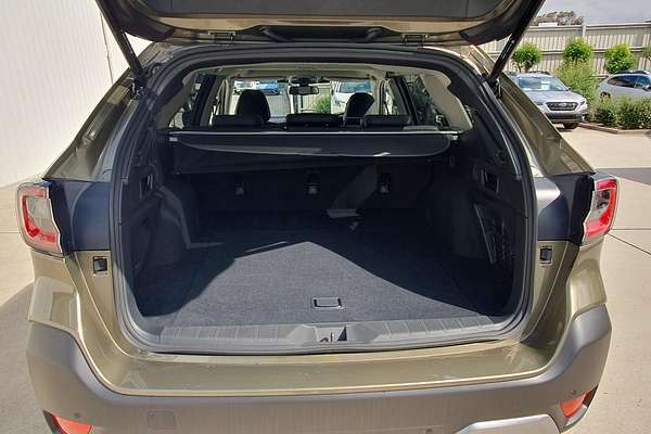 2024 Subaru Outback AWD Touring 6GEN