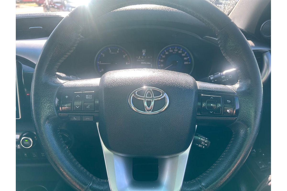 2017 Toyota Hilux SR5 GUN126R 4X4