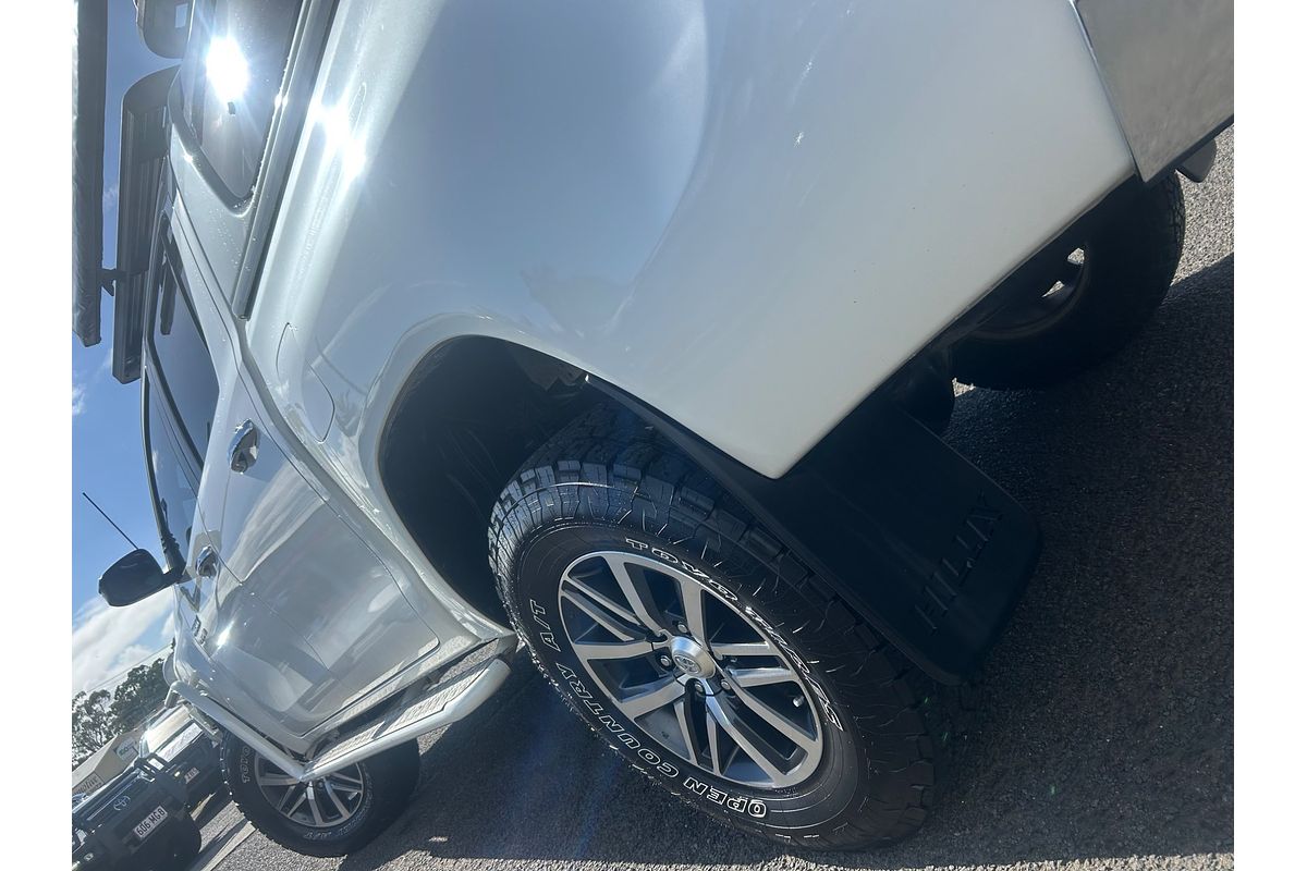 2017 Toyota Hilux SR5 GUN126R 4X4