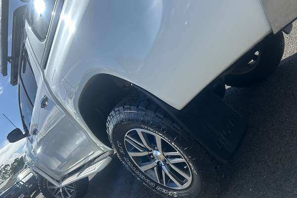 2017 Toyota Hilux SR5 GUN126R 4X4