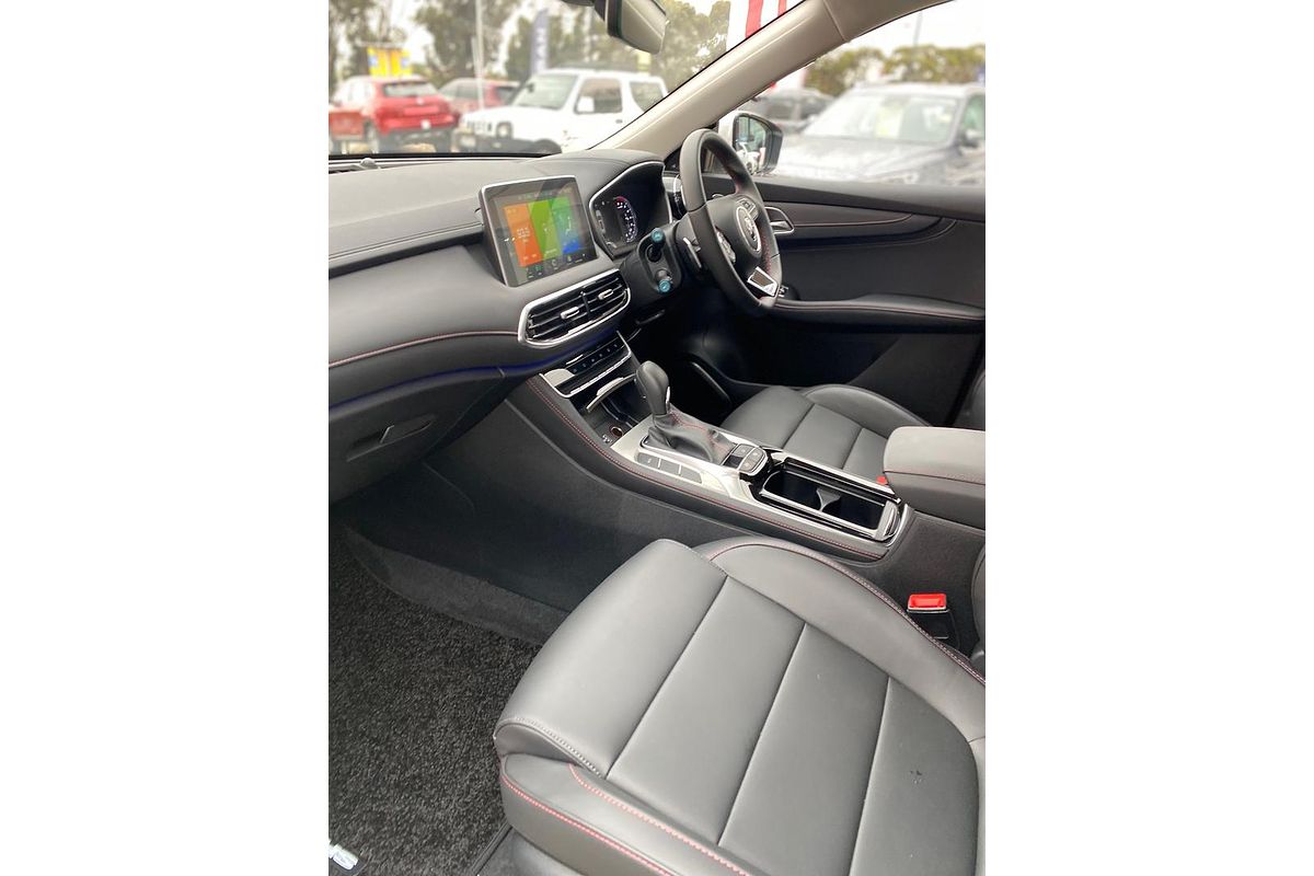 2024 MG HS Excite SAS23