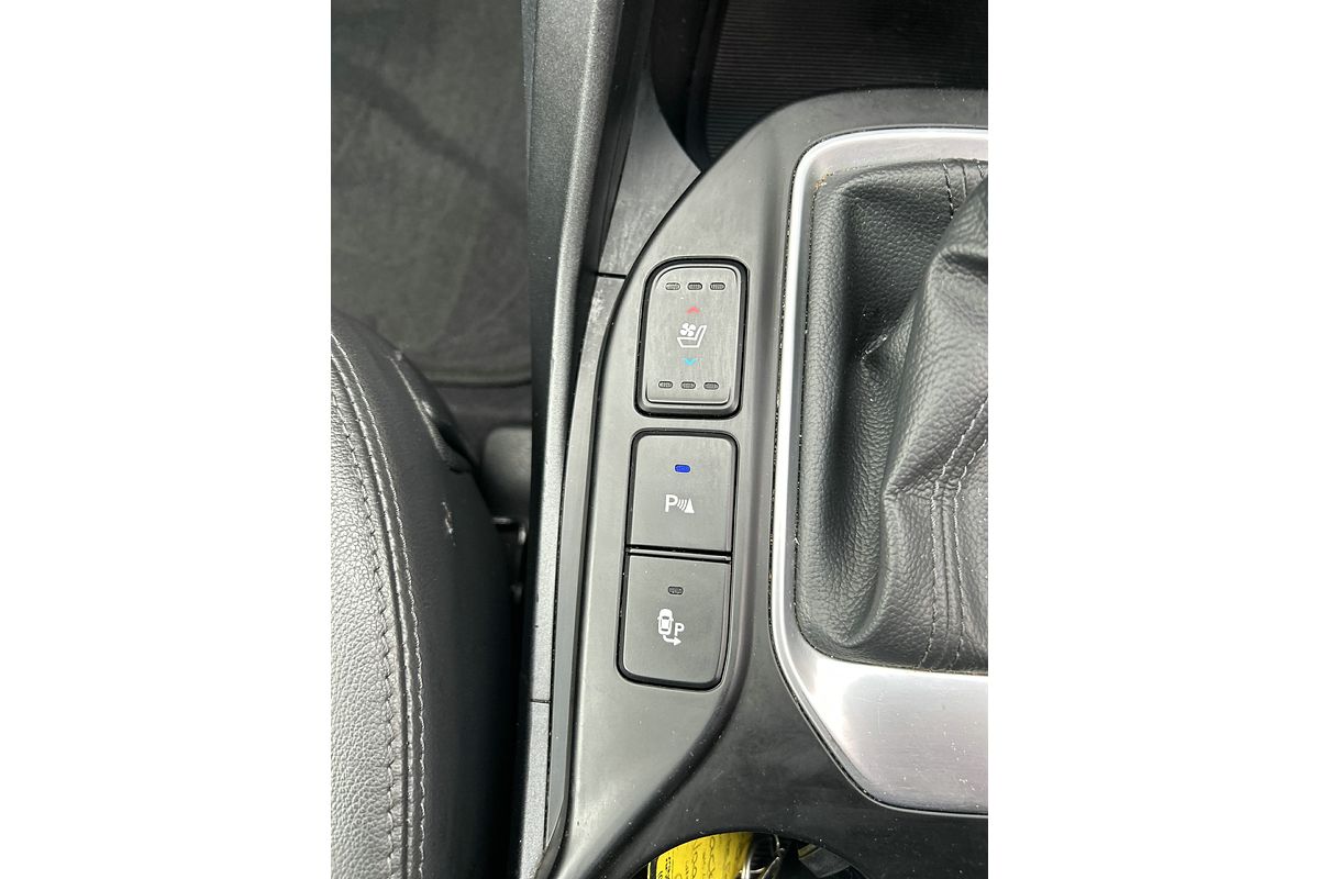 2017 Hyundai Santa Fe Highlander DM3 Series II