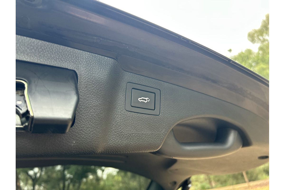2017 Hyundai Santa Fe Highlander DM3 Series II