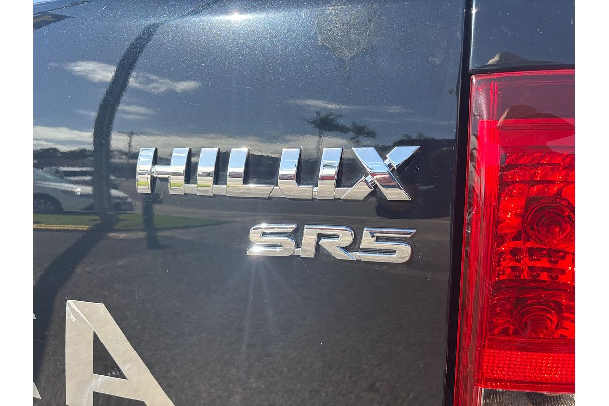 2020 Toyota Hilux SR5 GUN126R 4X4