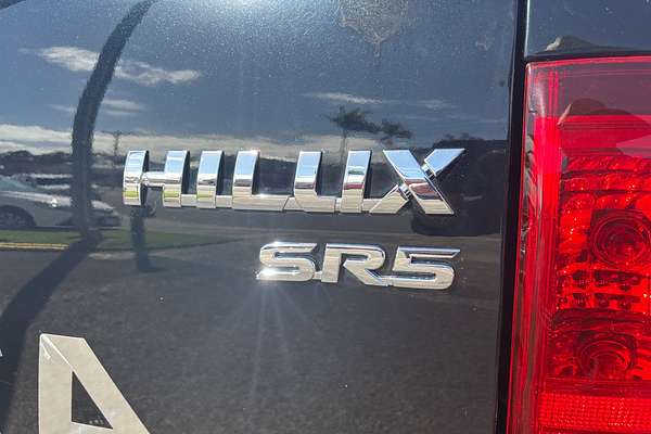 2020 Toyota Hilux SR5 GUN126R 4X4