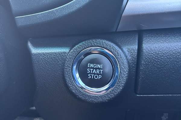 2020 Toyota Hilux SR5 GUN126R 4X4
