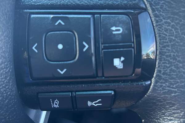 2020 Toyota Hilux SR5 GUN126R 4X4