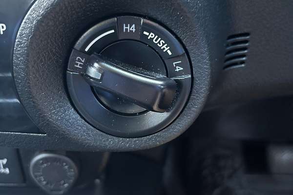 2020 Toyota Hilux SR5 GUN126R 4X4