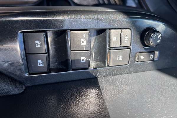 2020 Toyota Hilux SR5 GUN126R 4X4