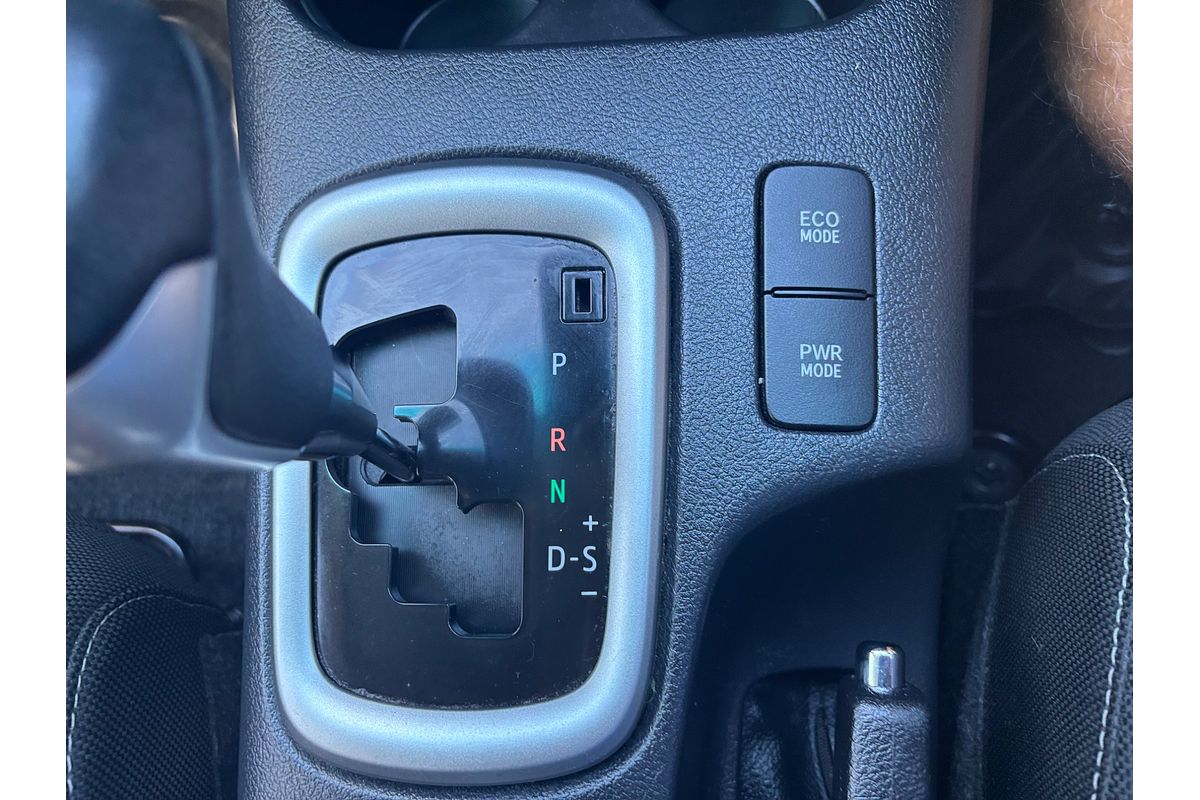 2020 Toyota Hilux SR5 GUN126R 4X4