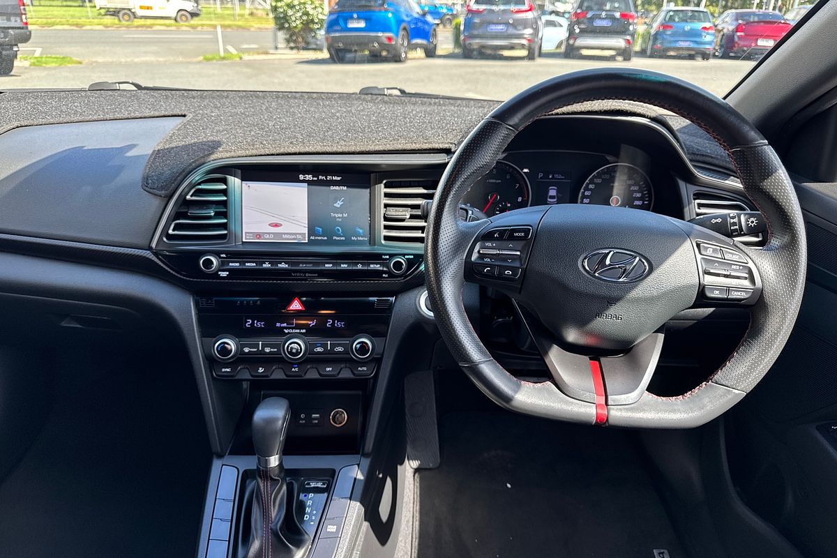 2019 Hyundai Elantra Sport AD.2