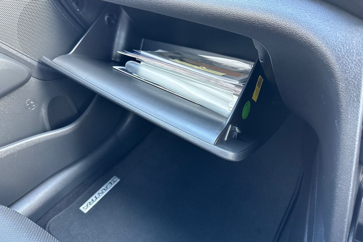 2019 Hyundai Elantra Sport AD.2