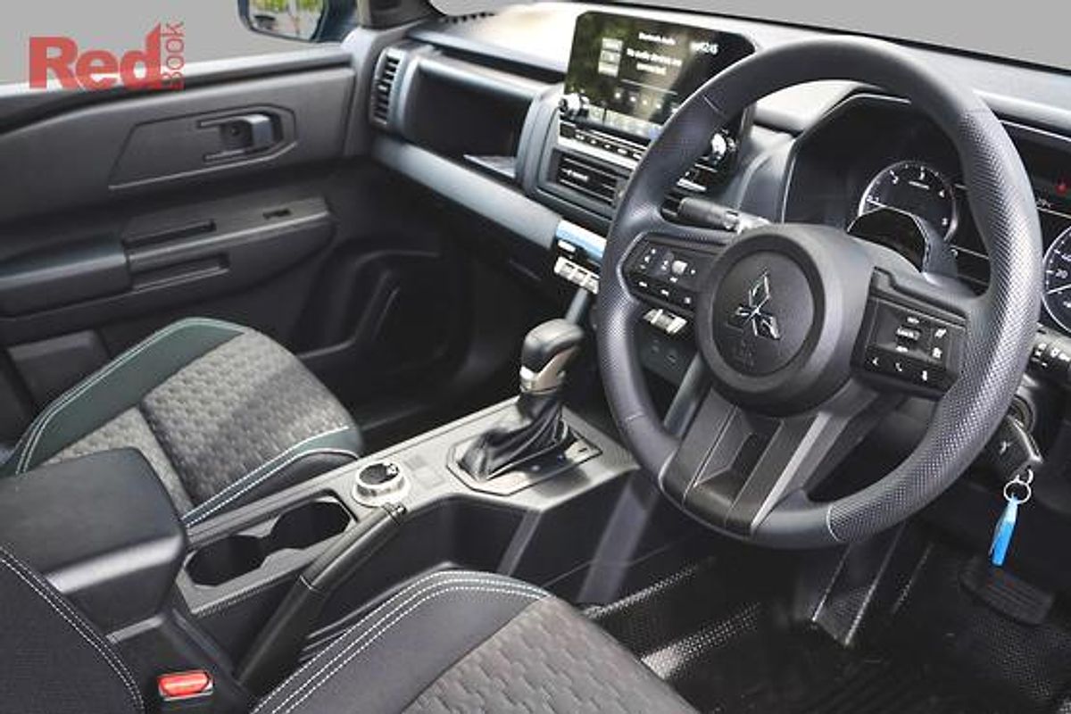 2025 Mitsubishi TRITON GLX+ (4x4) MV MY25 4X4