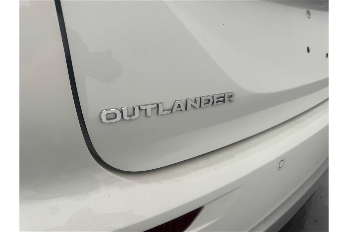 2023 Mitsubishi Outlander Aspire ZM