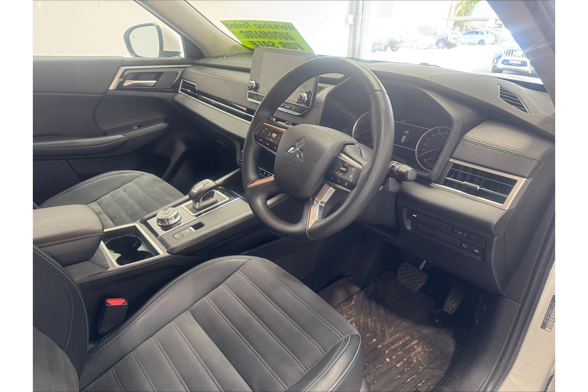 2023 Mitsubishi Outlander Aspire ZM