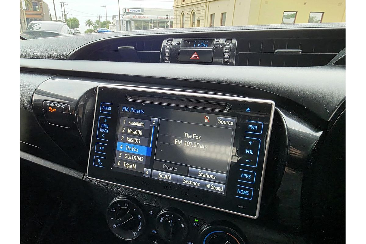 2019 Toyota Hilux SR GUN126R 4X4