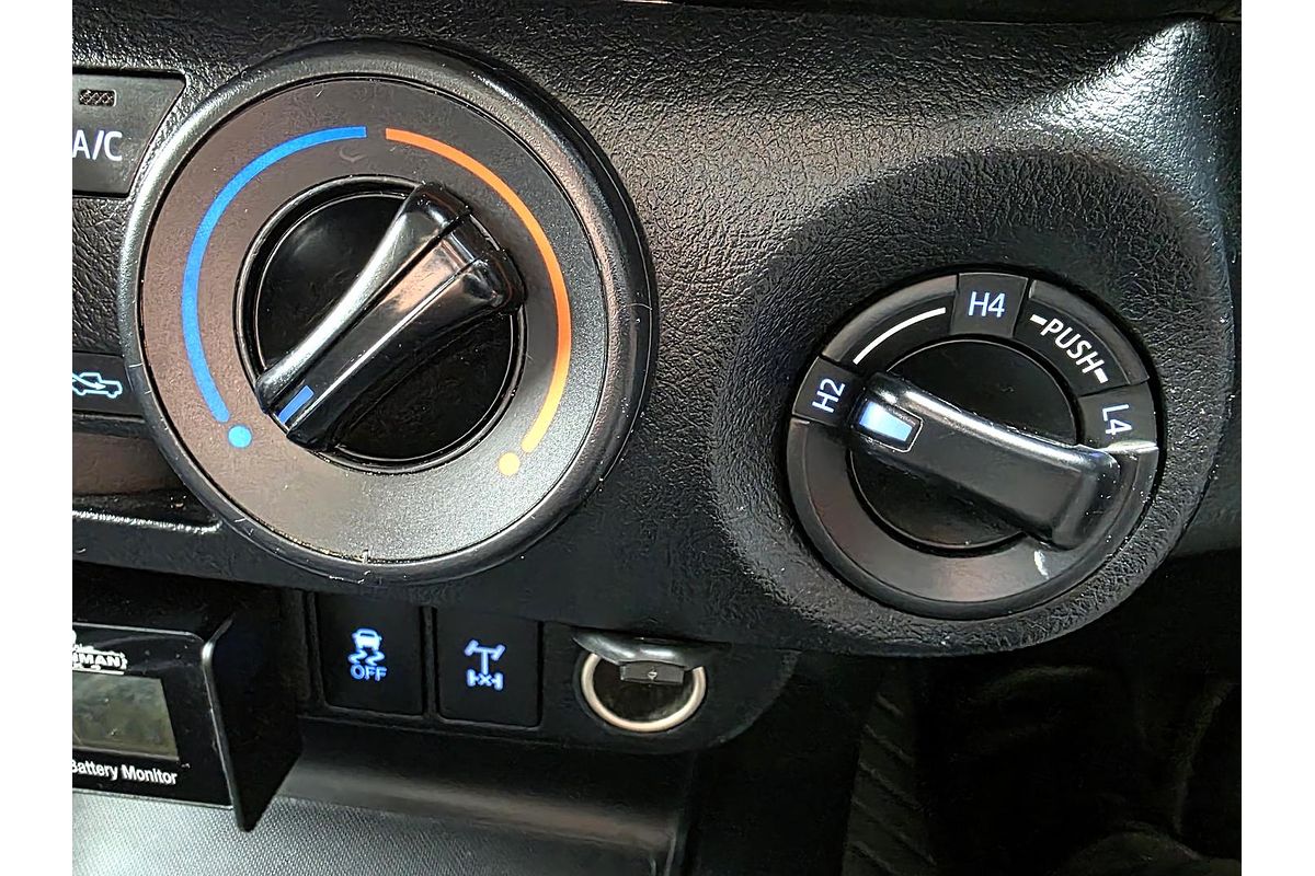 2019 Toyota Hilux SR GUN126R 4X4