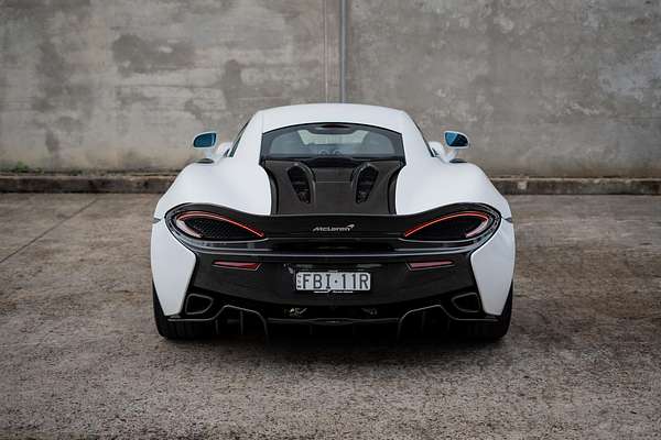 2019 McLaren 570S P13