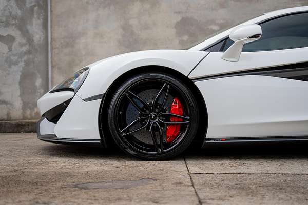 2019 McLaren 570S P13