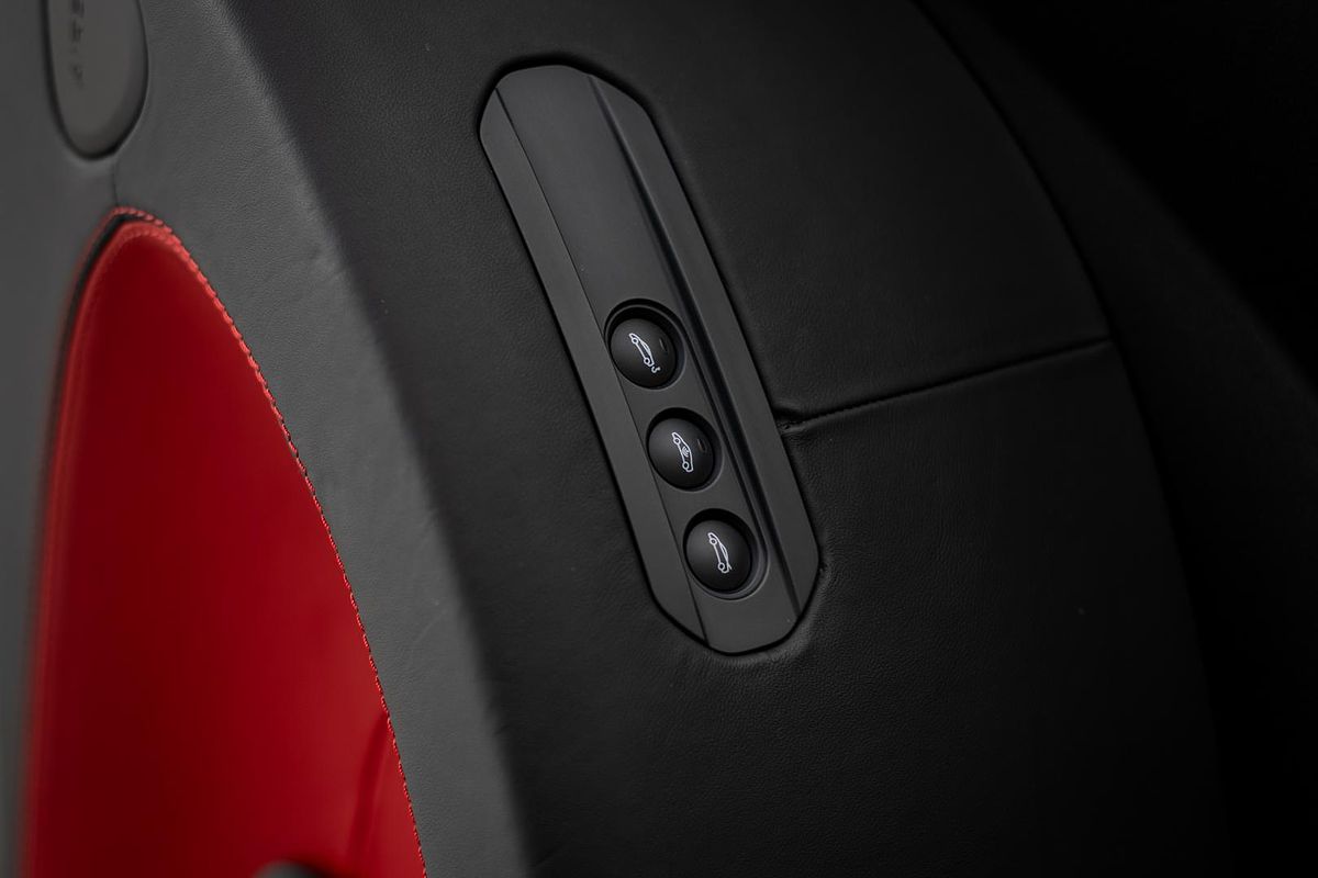 2019 McLaren 570S P13