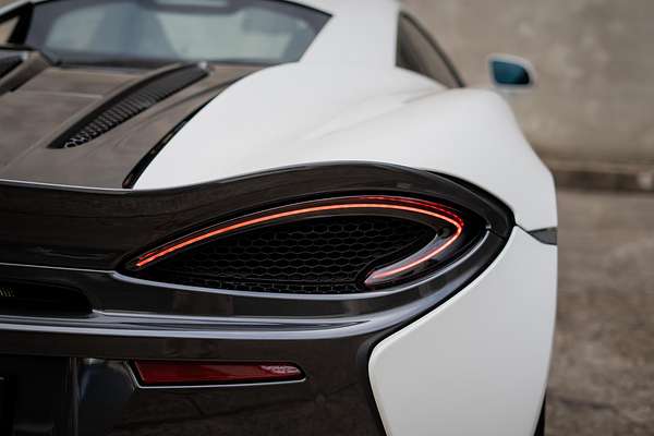 2019 McLaren 570S P13