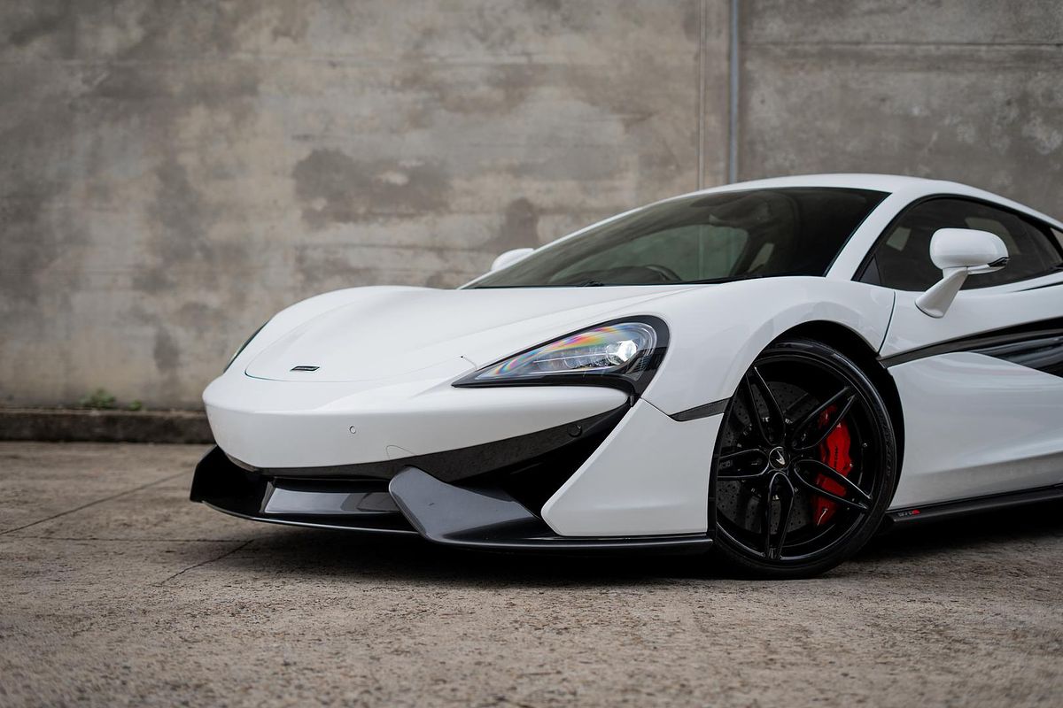 2019 McLaren 570S P13