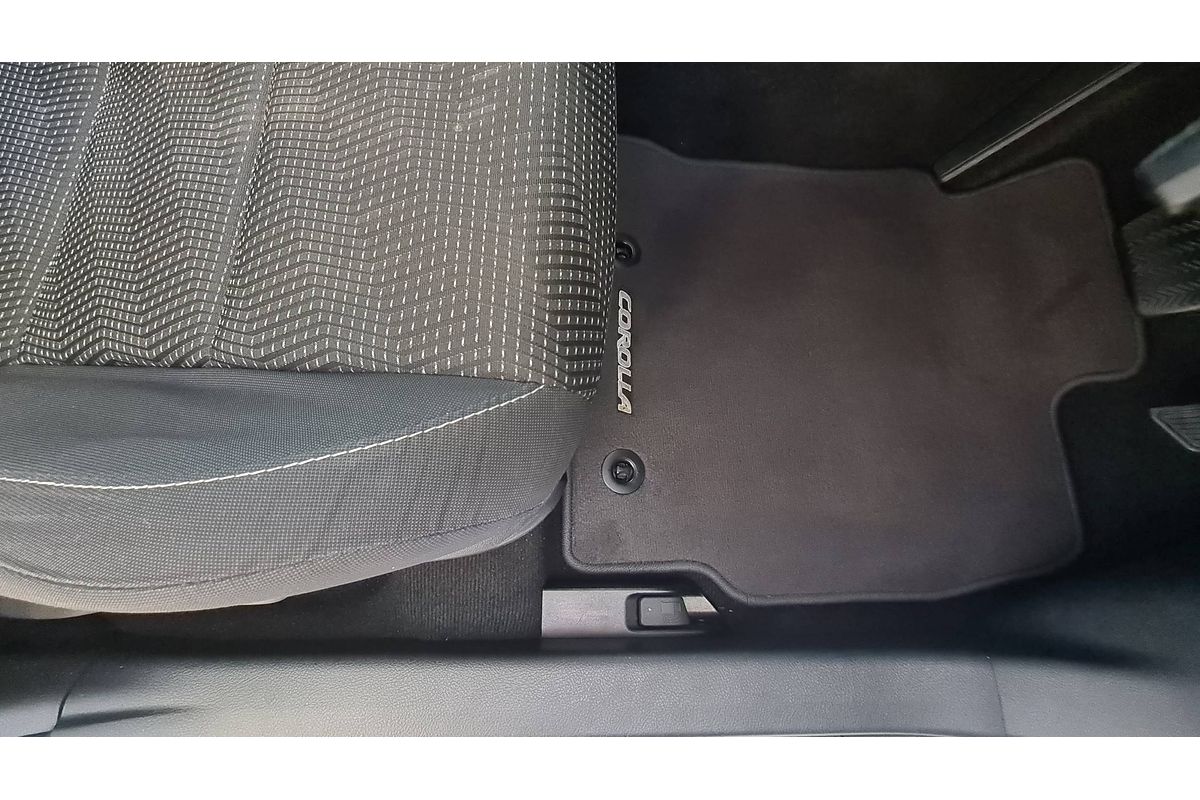 2016 Toyota Corolla Ascent Sport ZRE182R