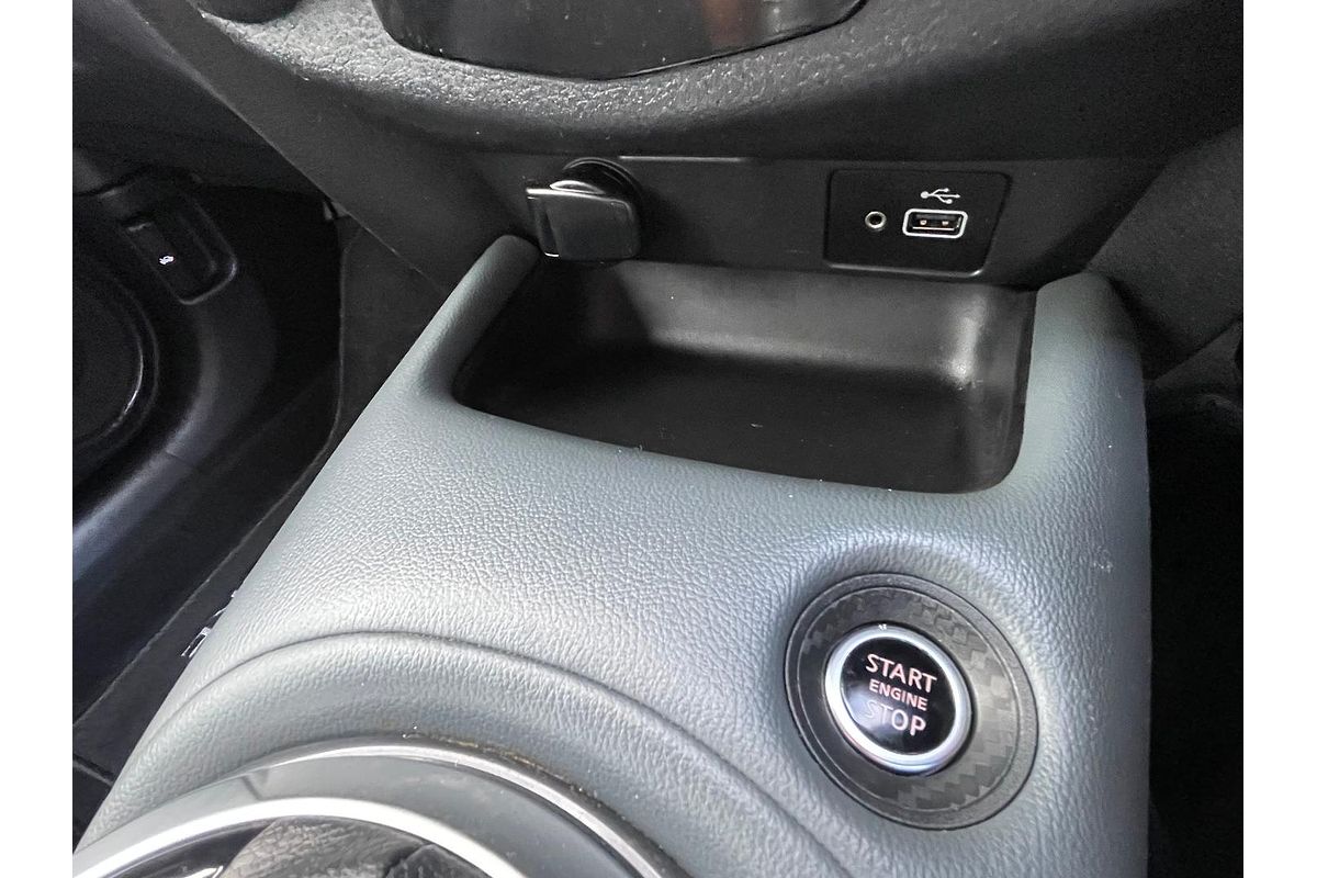 2020 Nissan JUKE ST-L F16