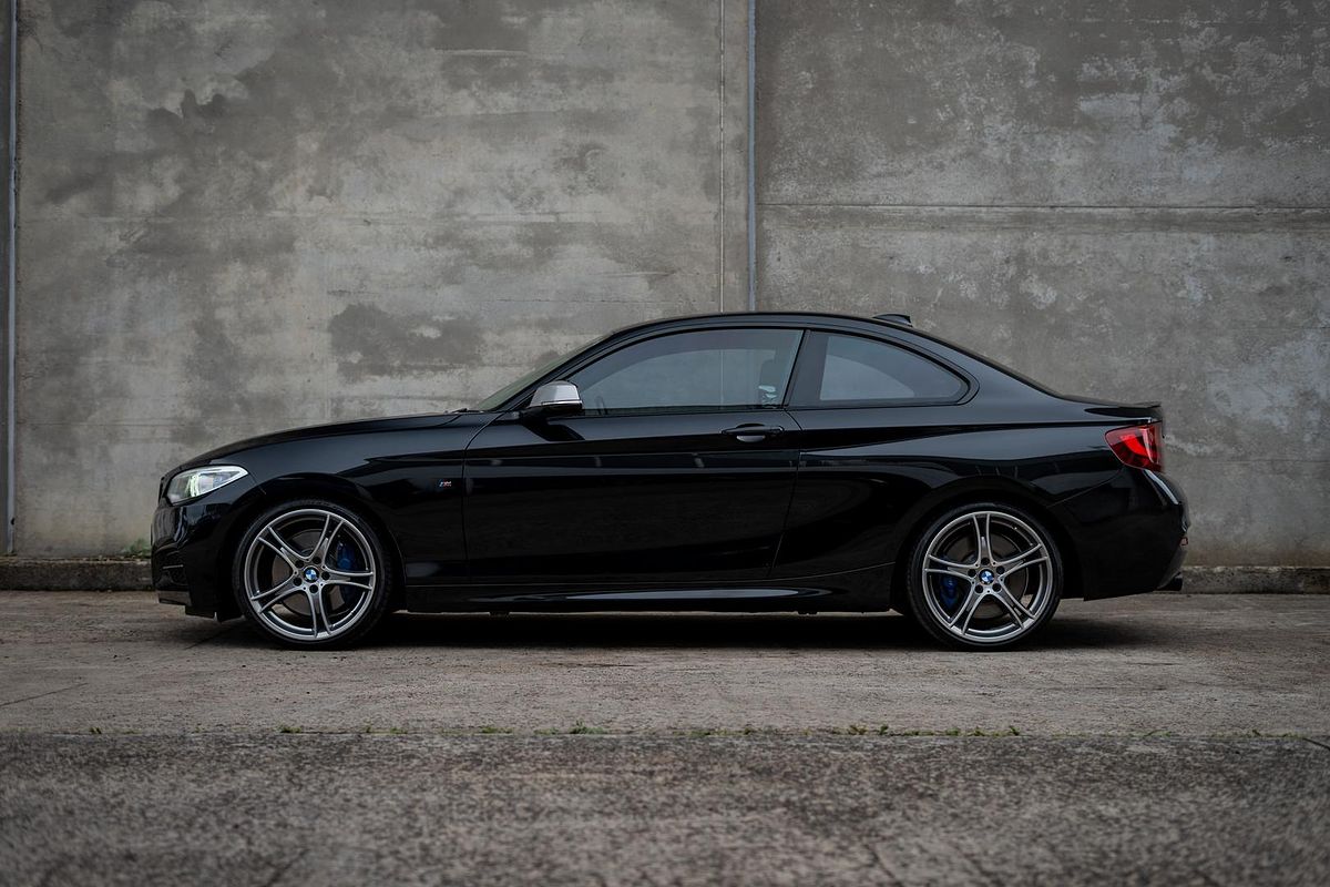 2016 BMW 2 Series M235i F22