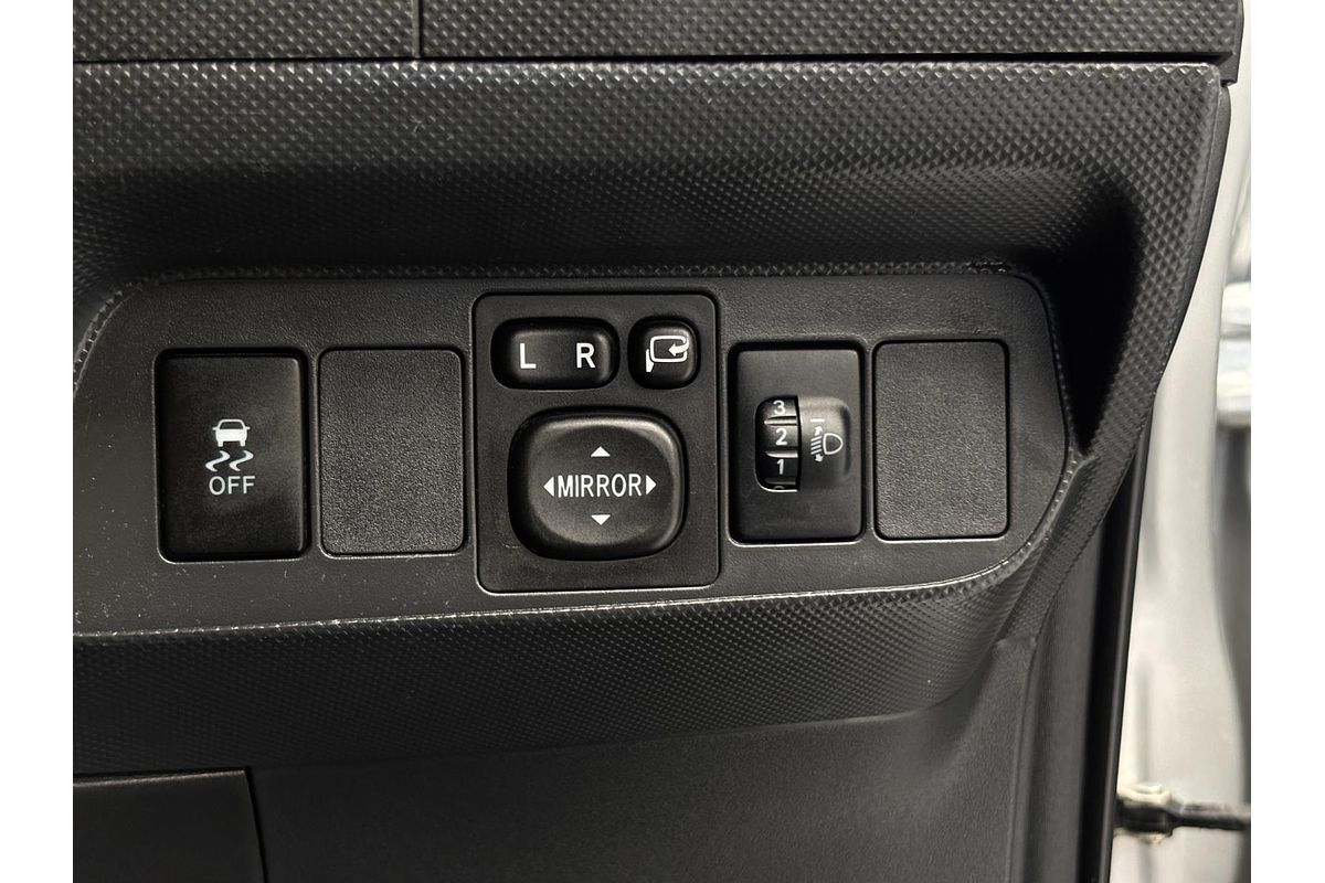 2012 Toyota COROLLA ACCENT SPORT