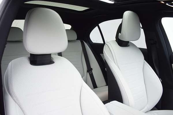 2024 Mercedes-Benz C-Class C300 W206