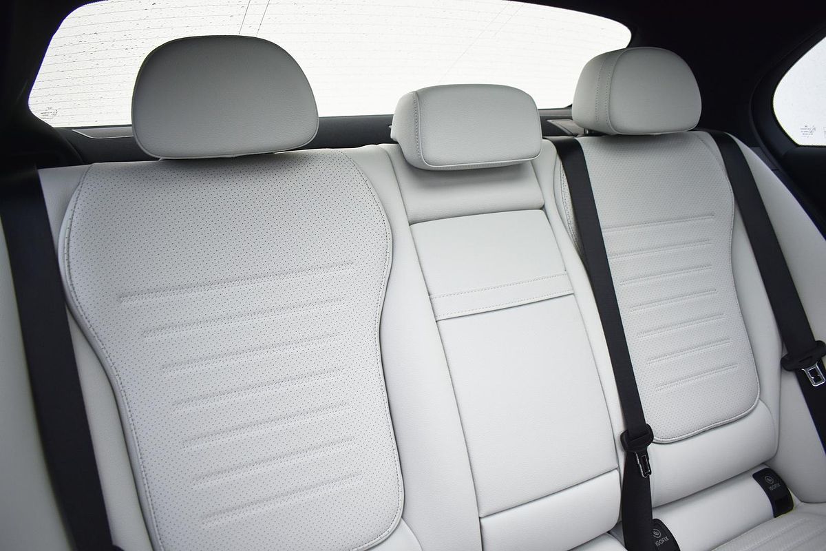 2024 Mercedes-Benz C-Class C300 W206