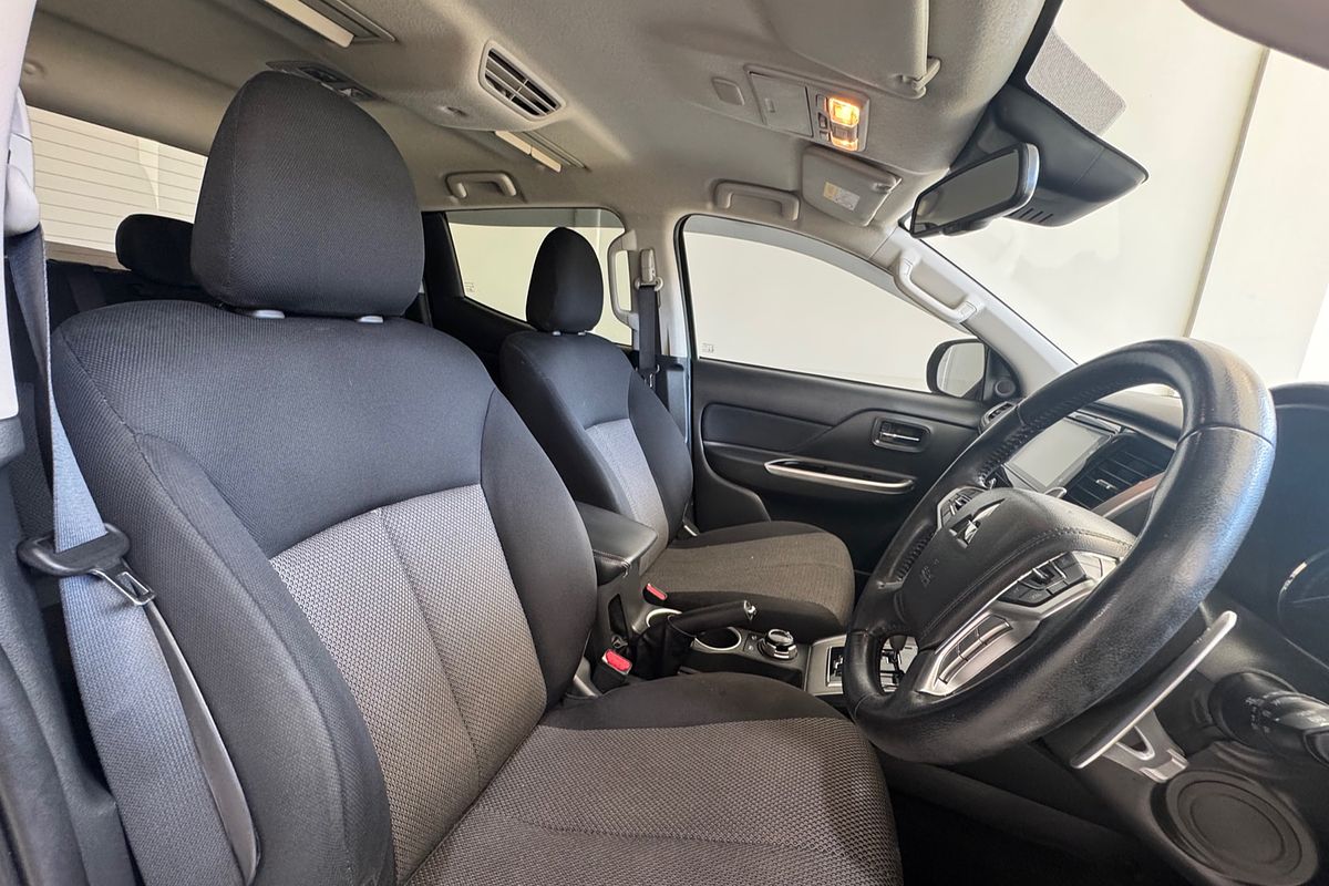 2022 Mitsubishi Triton GLS MR 4X4