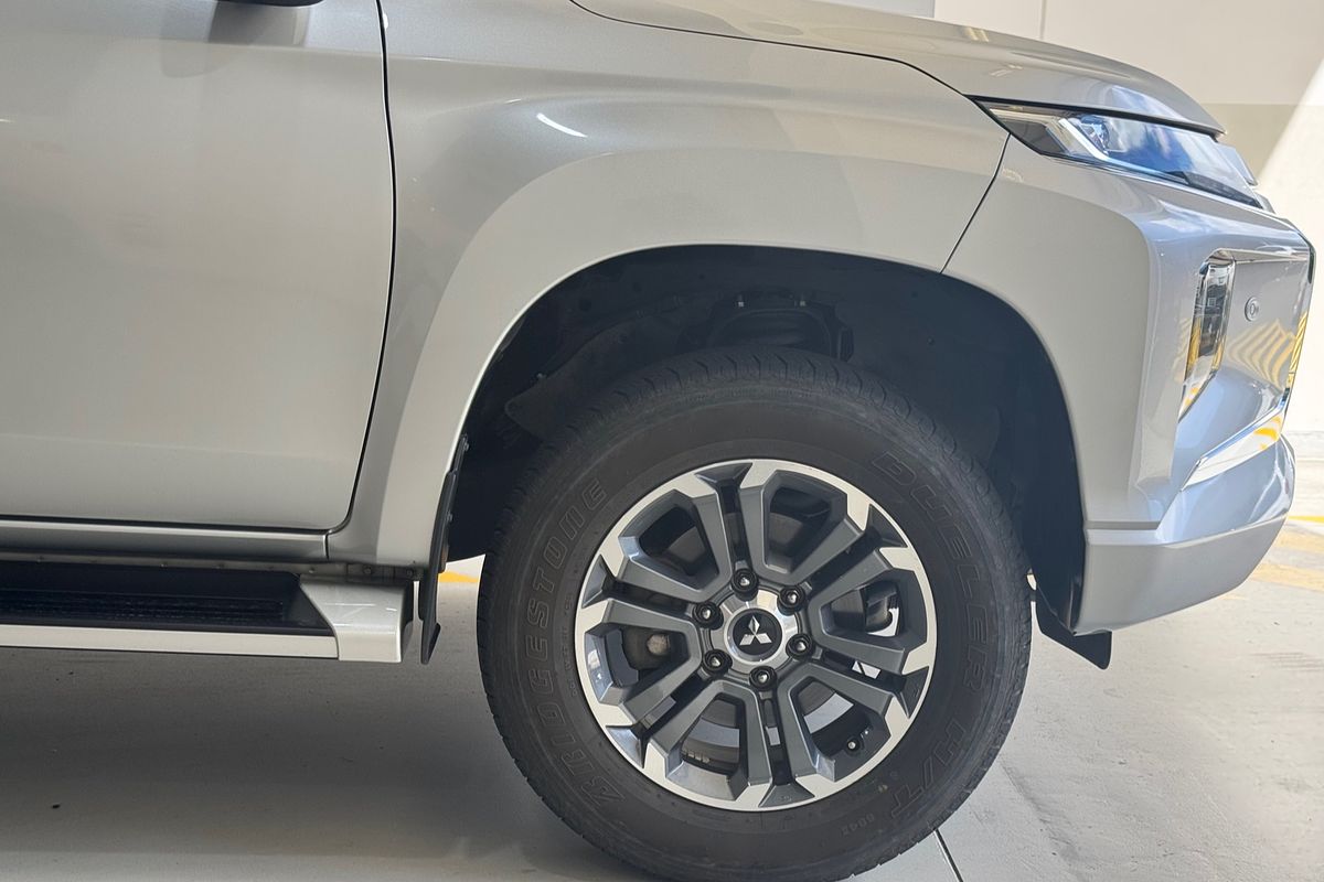 2022 Mitsubishi Triton GLS MR 4X4