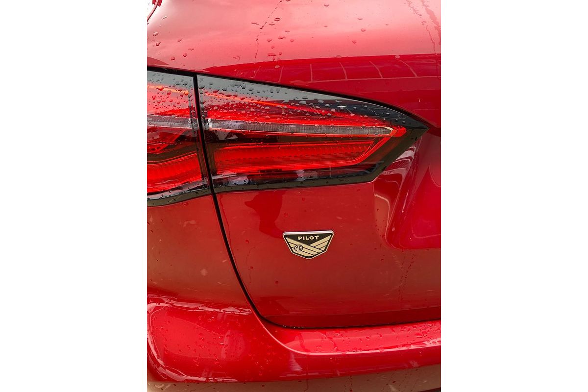 2024 MG HS Excite SAS23