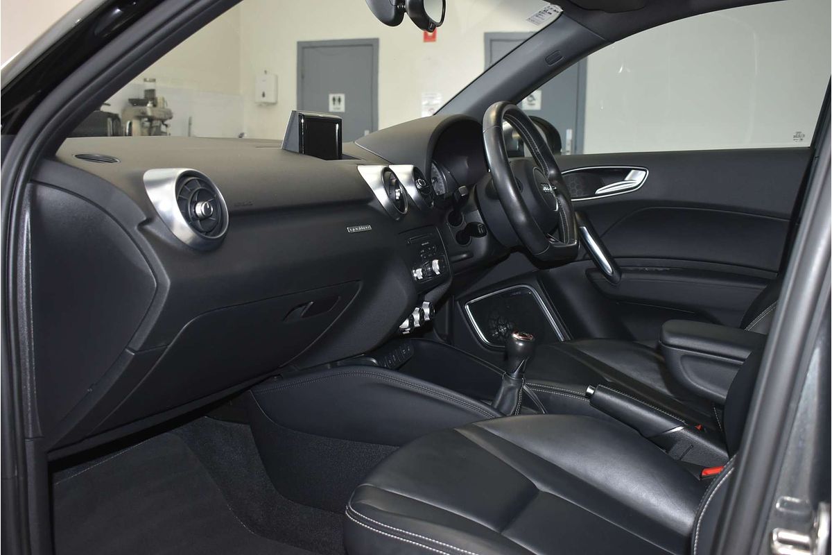 2015 Audi S1 8X