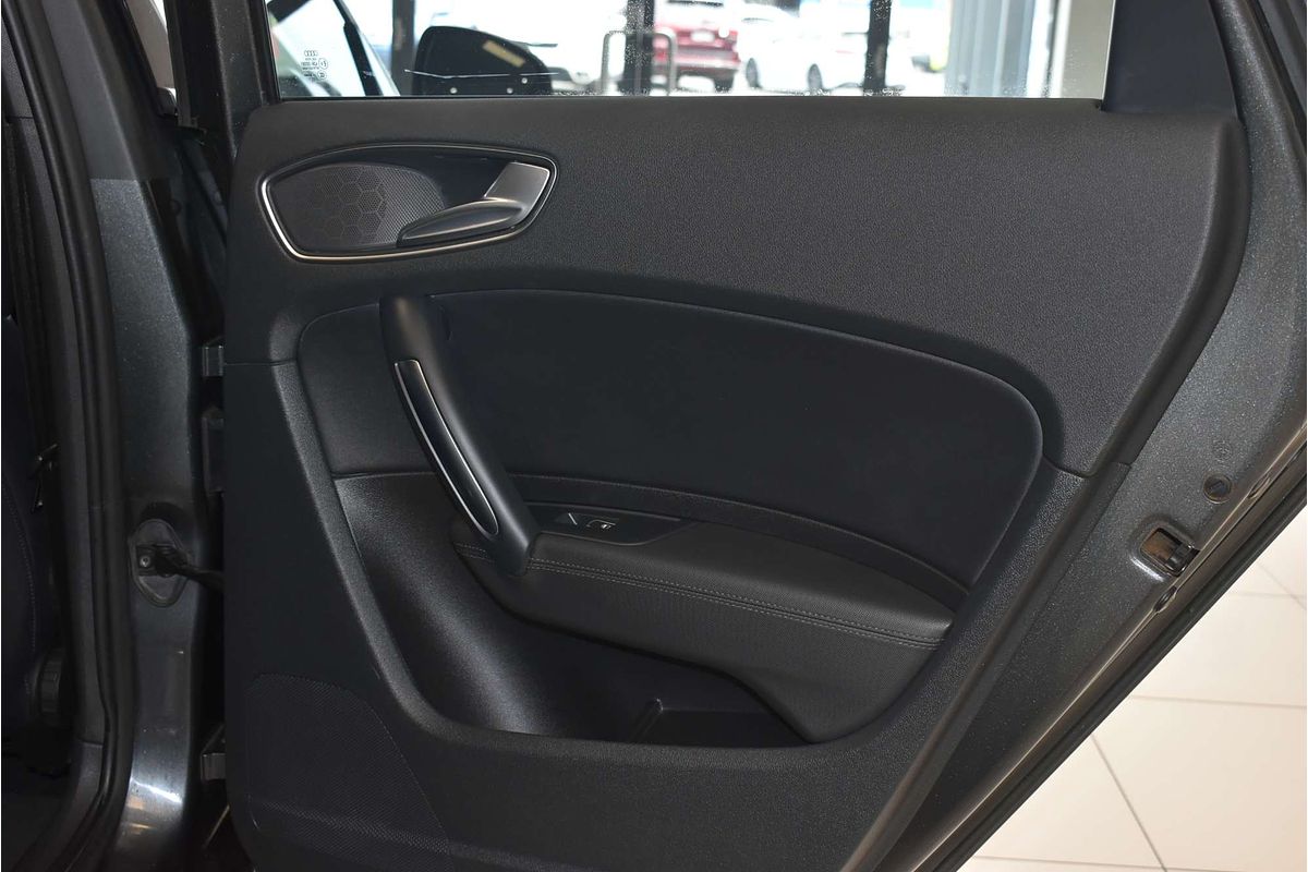 2015 Audi S1 8X