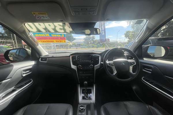 2022 Mitsubishi Triton GLS MR 4X4