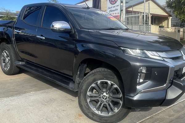 2022 Mitsubishi Triton GLS MR 4X4