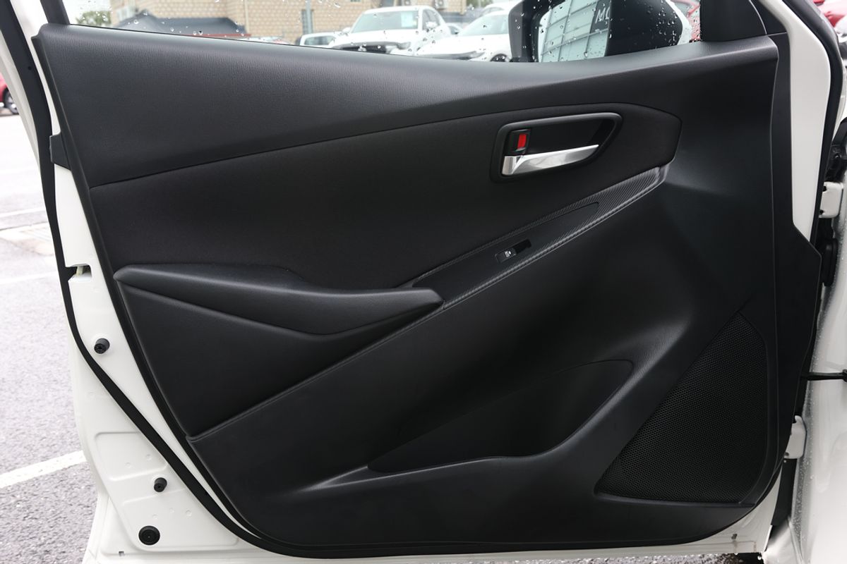 2024 Mazda 2 G15 Evolve DJ Series