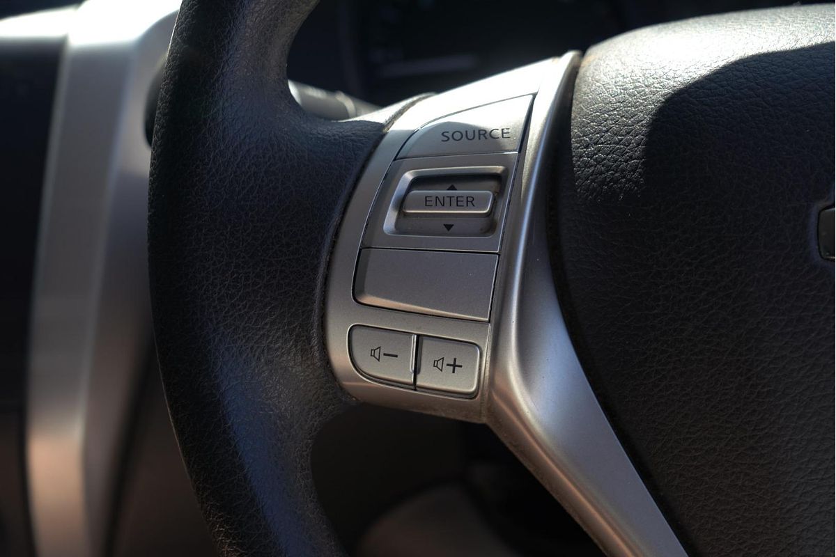2018 Nissan Navara RX D23 Series 3 Rear Wheel Drive