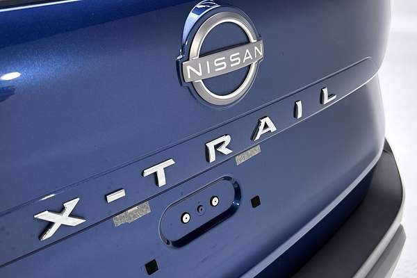 2023 Nissan X-TRAIL ST-L T33