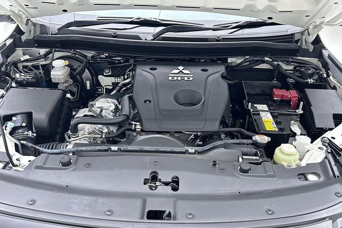 2021 Mitsubishi Triton GLX MR 4X4