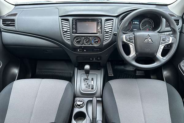 2021 Mitsubishi Triton GLX MR 4X4