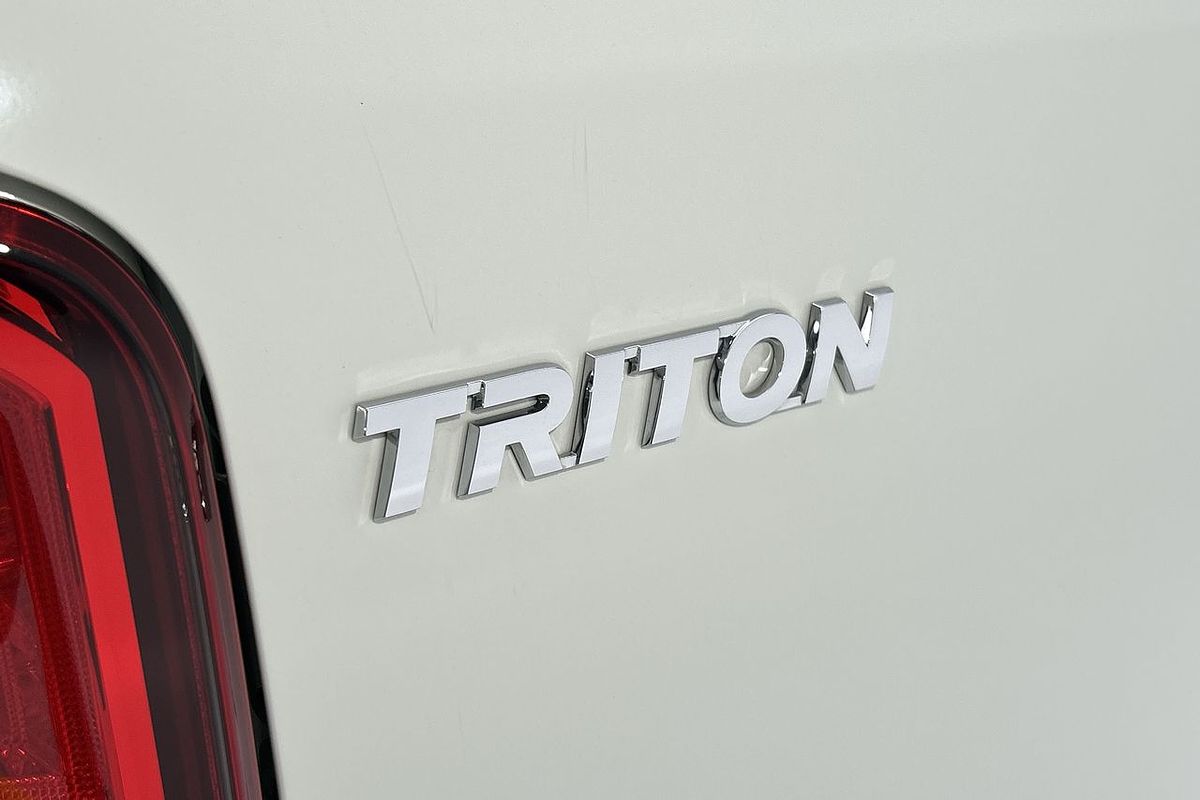 2021 Mitsubishi Triton GLX MR 4X4